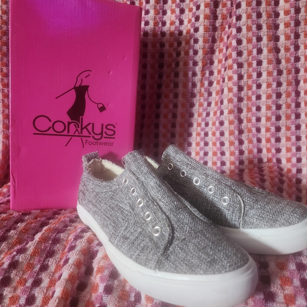 Women sneakers